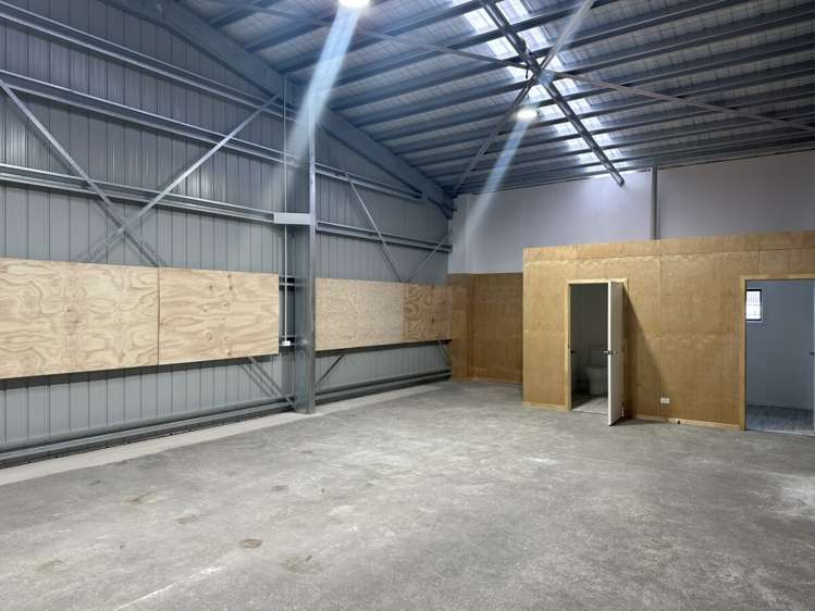 Unit 1, 6 Sunley Street Westown_2