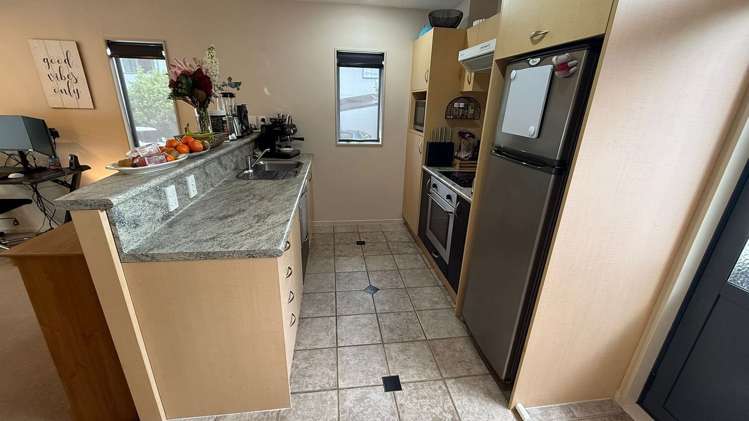 34/8 Soljak Place Mount Albert_12