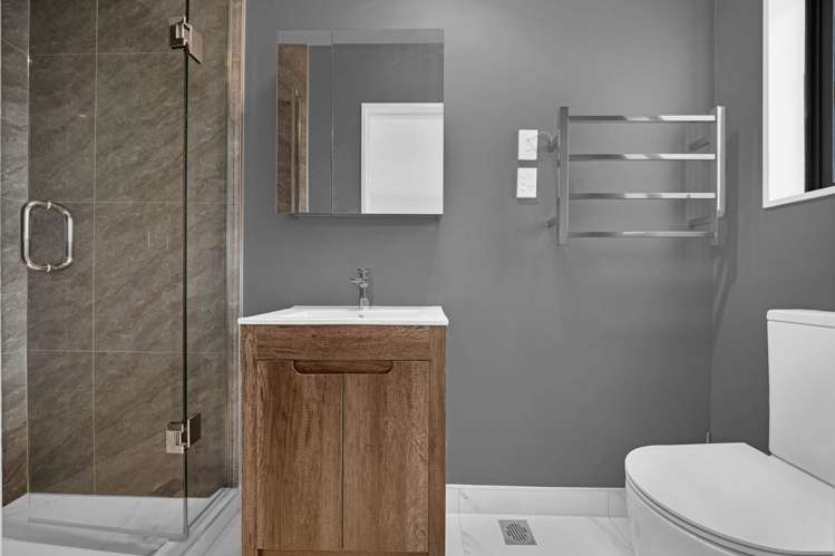 1/32 Sunlands Drive Manurewa_6
