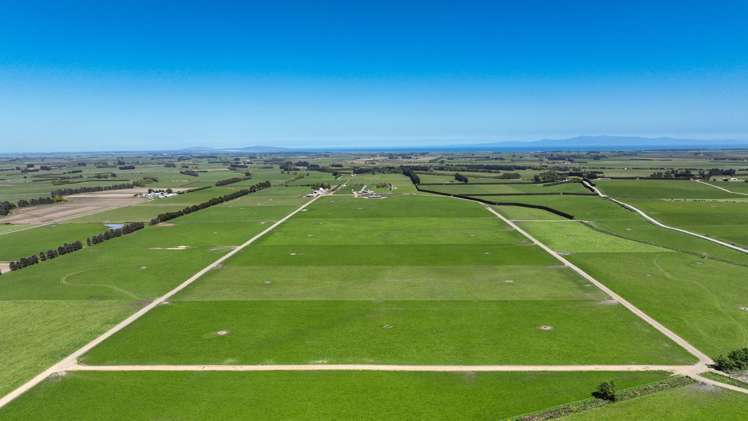 83 Fraser Road Winton Surrounds_12