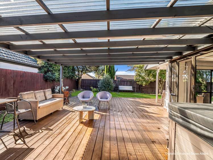 64 Karnak Crescent Russley_30