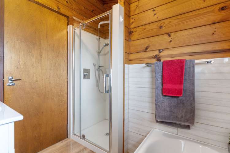 8 Lansdown Place Papakura_11