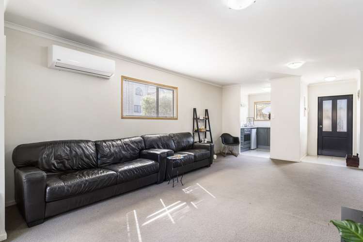 116/172 McLeod Road Te Atatu South_4