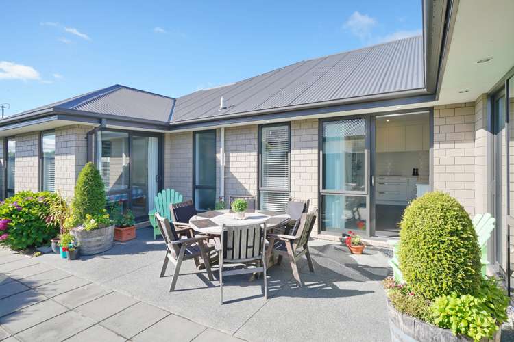 52 Faulks Drive Lincoln_23