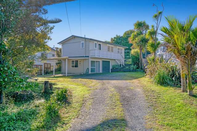 Red Beach - Fully Renovated and Affordable