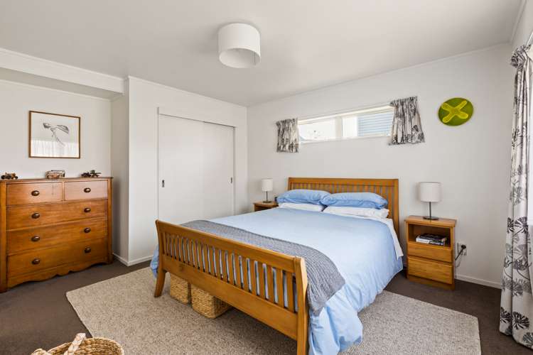 90 Lakeside Drive Orewa_10