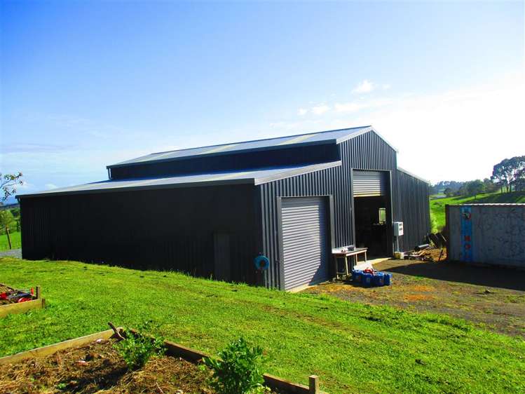 17 Robertson Road Whatawhata_17