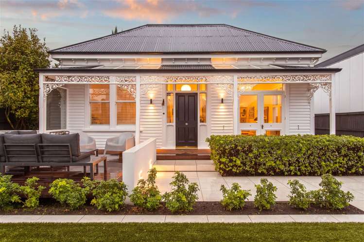 52 Office Road Merivale_15