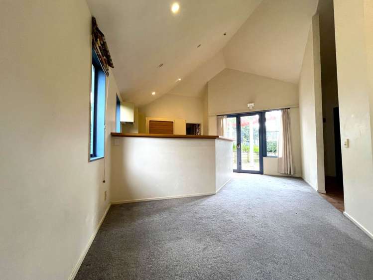 18 Houpara Street One Tree Hill_7