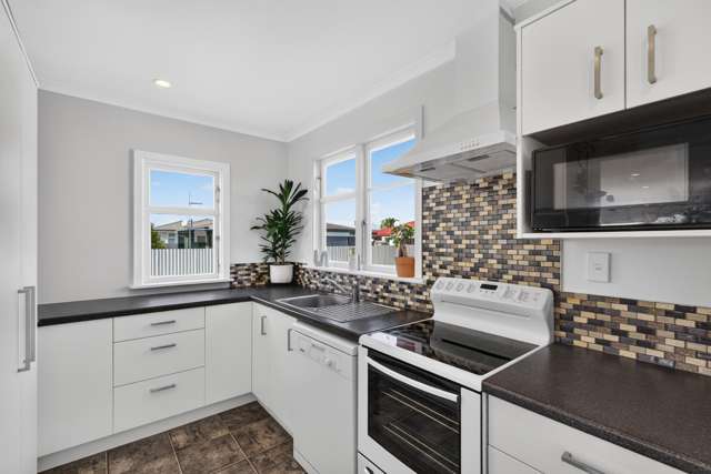17 Hinton Road Taradale_1