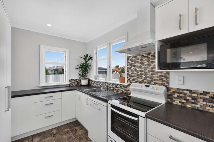 17 Hinton Road Taradale_1