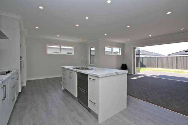 74 Eriksen Road Te Awa_2