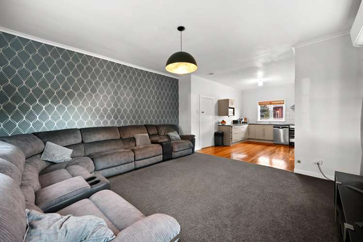 12 Tui Avenue Forest Lake_4