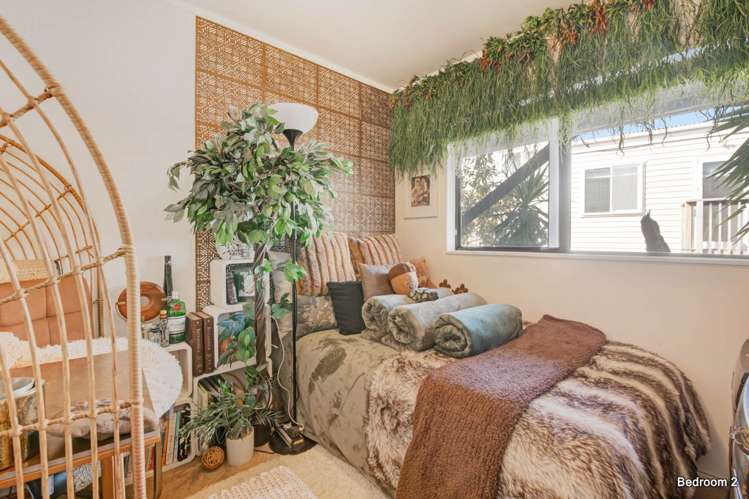 8 Capitol Road Matakatia_12