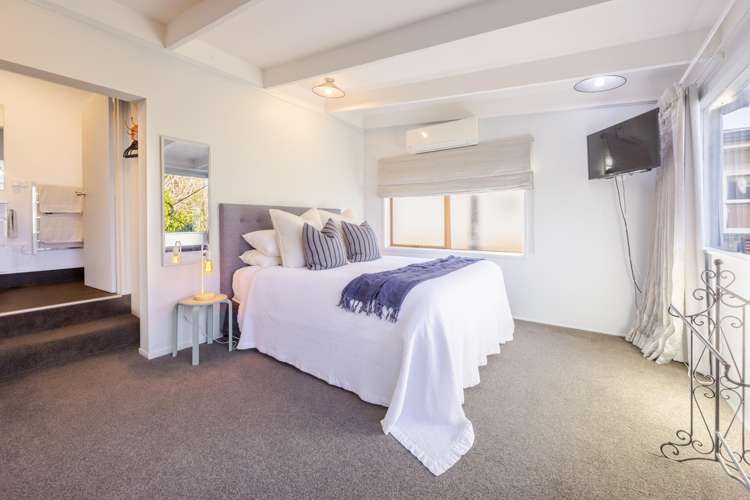 17 Roslyn Road Bluff Hill_15
