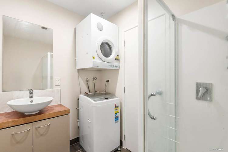 1215/135 Hobson Street City Centre_6