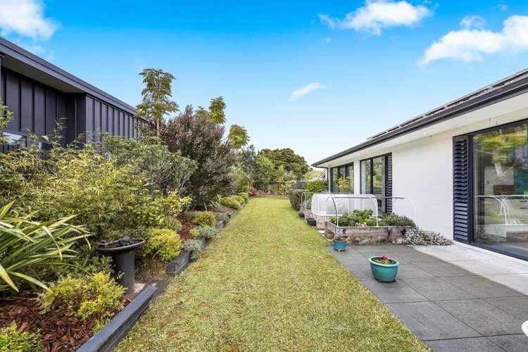 18 Awanui Crescent Matakana_22