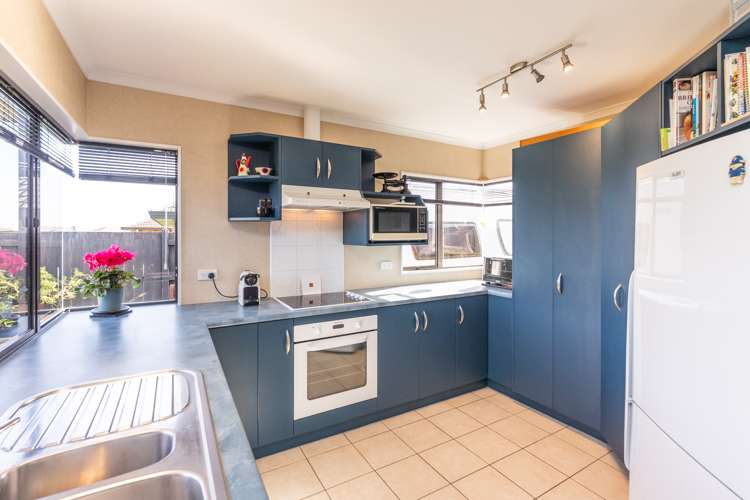 54 Peter Hall Drive Kelvin Grove_5