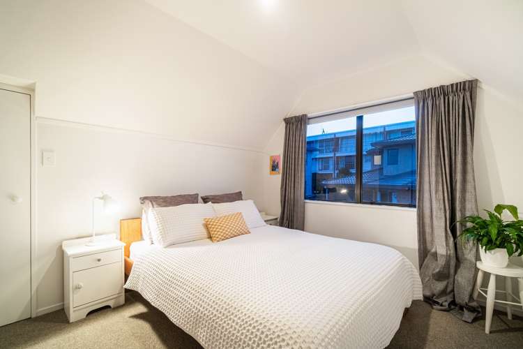 3/211 Onewa Road Birkenhead_14