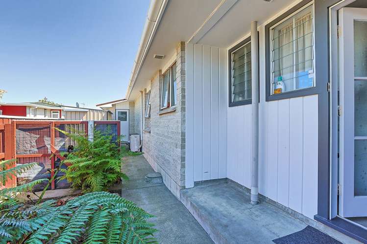 1/10 Avondale Road Taradale_16