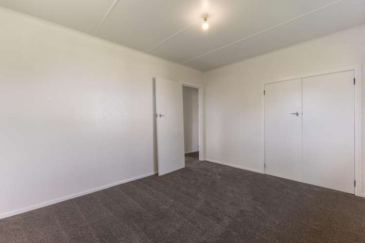 2 Firth Place Awapuni_10