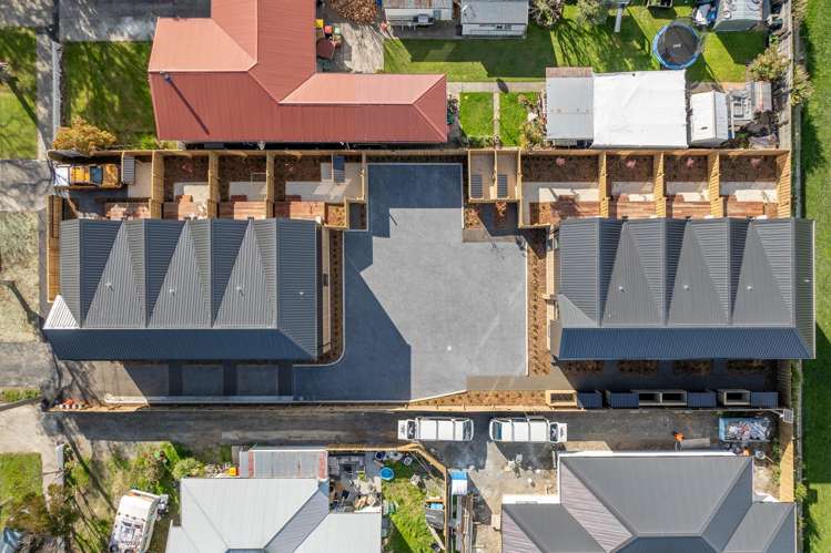 2/64 Ryan Street_2