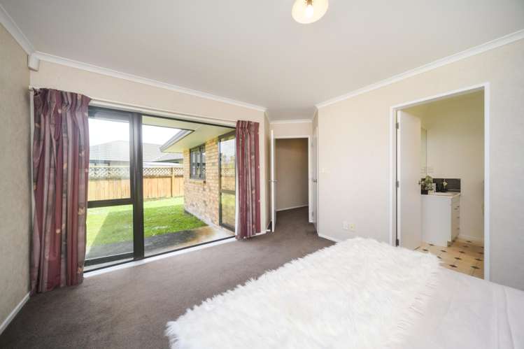 9 Alpine Grove Kelvin Grove_12