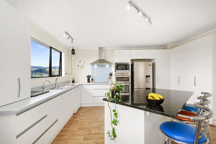 78 Victory Crescent Tawa_1