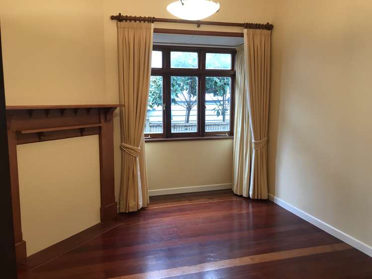 11 Hanlon Crescent Narrow Neck_6