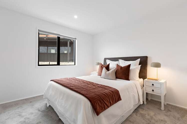 27 Grain Close Jacks Point_11