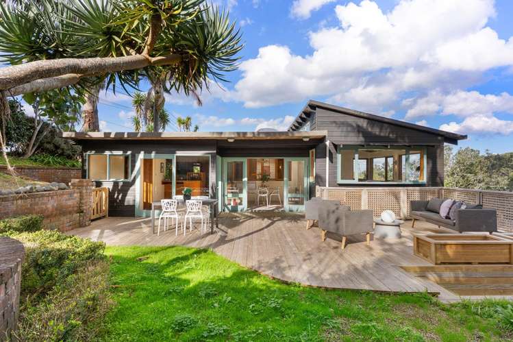 49 Goodall Street Hillsborough_17
