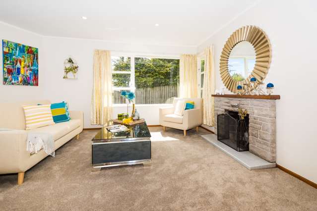 1/11 Ngatoa Place Glenfield_3