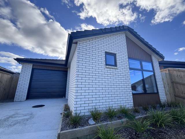 23 Scenic Rise Rototuna North_2