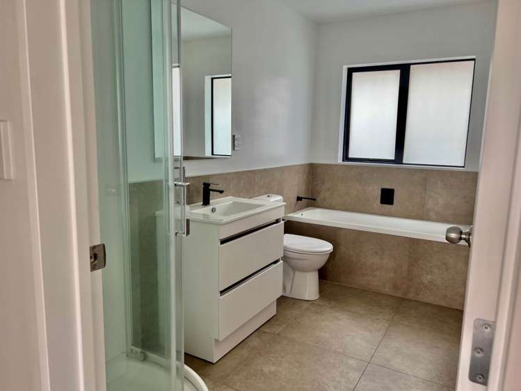 7 Opouatu Avenue Glenbrook_8