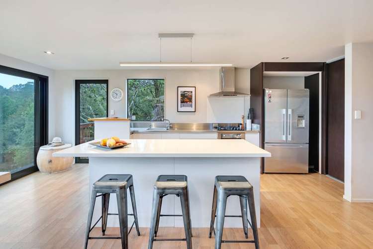 172 Shaw Road Oratia_9