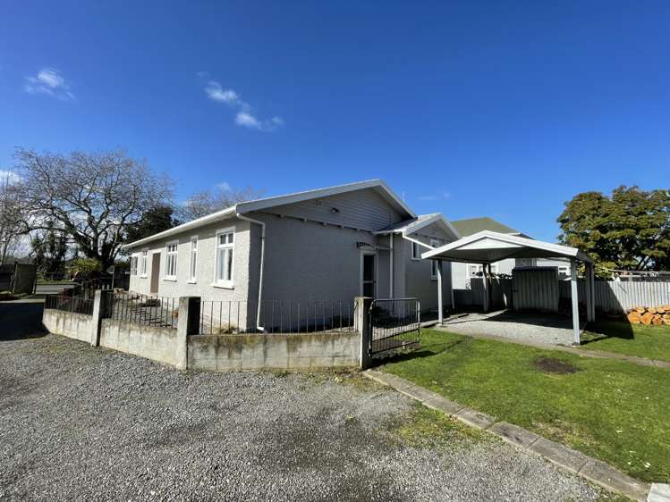 55 Somme Parade Wanganui Central_16