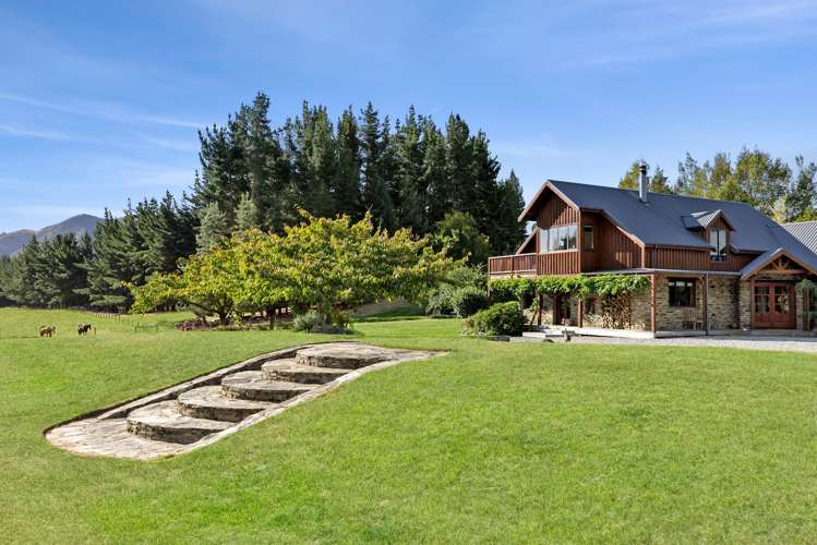 173 Camp Hill Road Albert Town_14