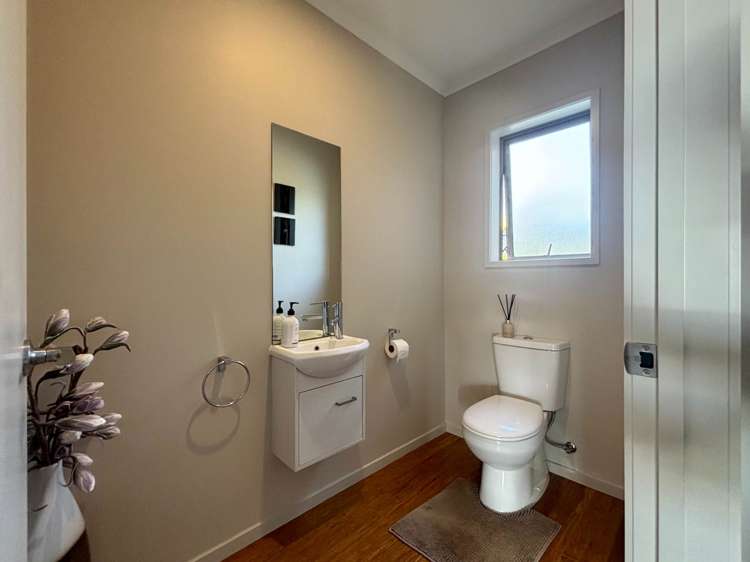 9 Woodridge Drive Stanmore Bay_14