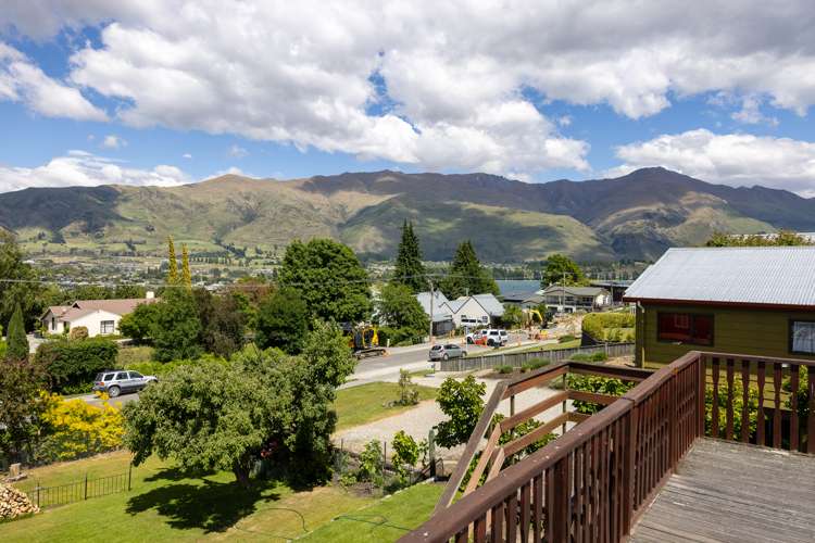 52 Hedditch Street Wanaka_2