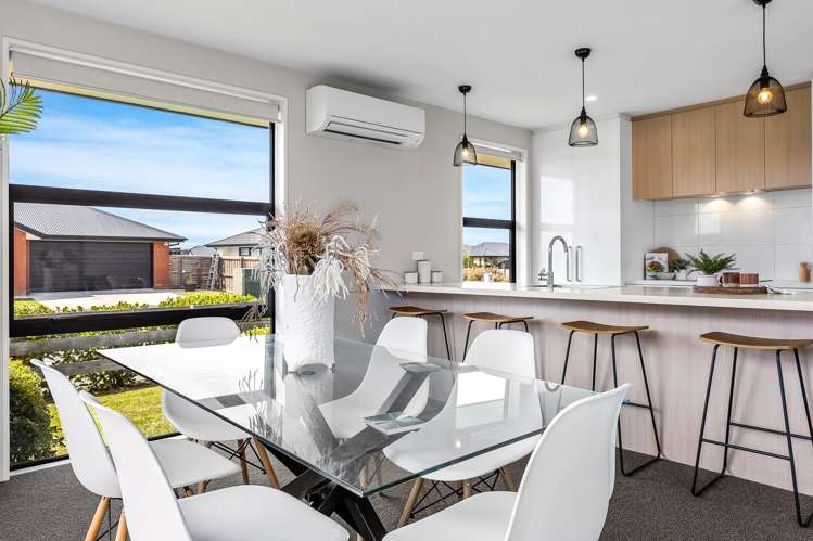 35 Bonecrusher Street Lincoln_5