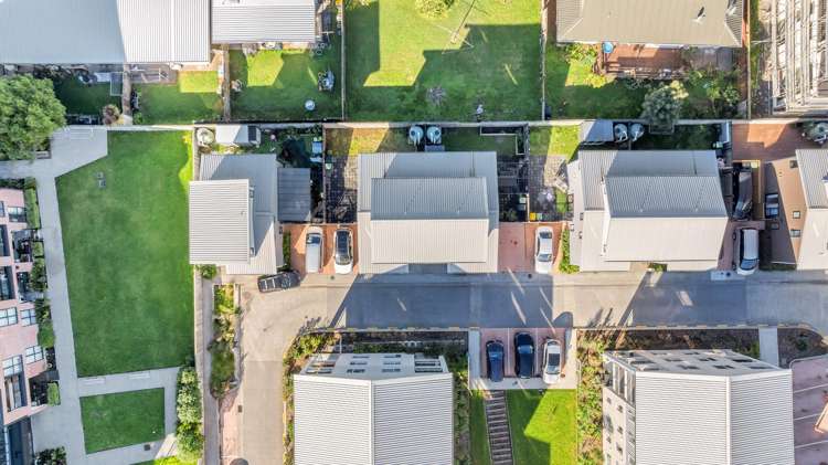 14 Eileen Newey Place Henderson_15