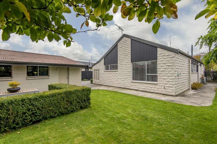 23 Greenock Street Redwood_12