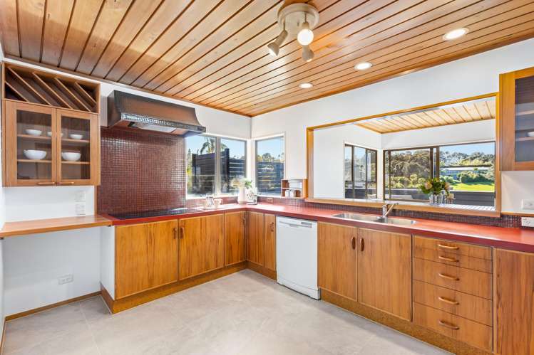 1/63 Churchill Road Murrays Bay_10