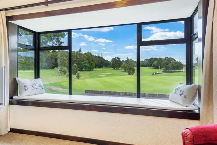 141 Paramount Parade Tikipunga_1