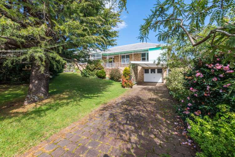 69 Willerton Avenue New Lynn_12