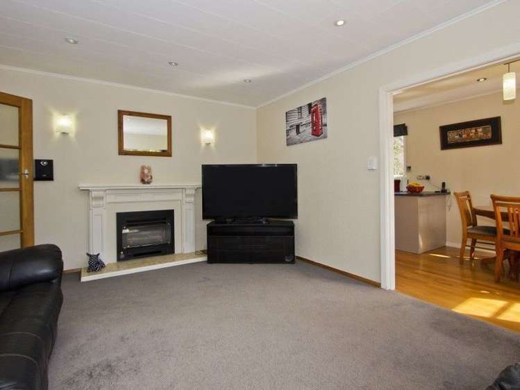 52 Wood Street Wainuiomata_5