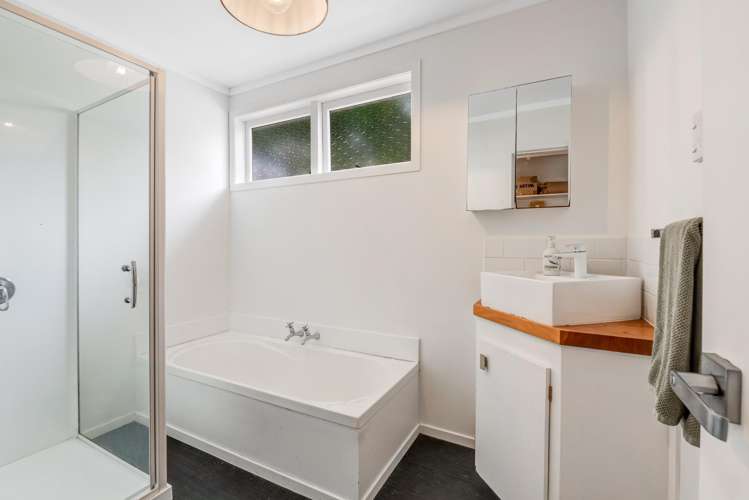 10 St James Ave Helensville_23