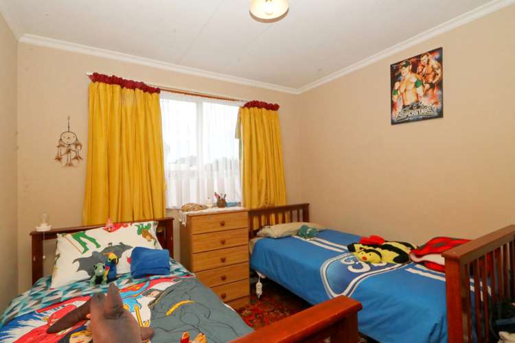 361 Chesney Street Clifton_9
