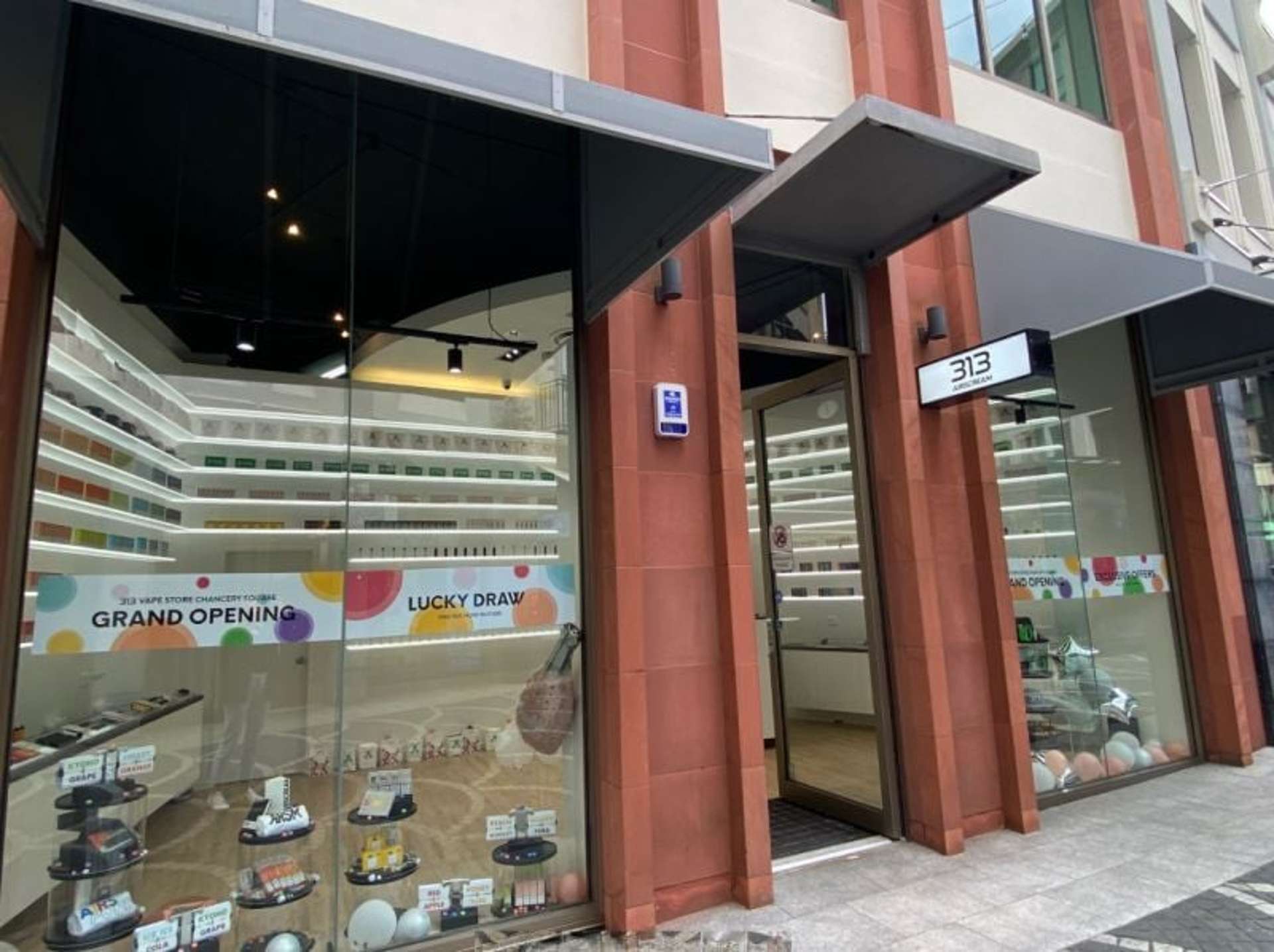 Unit B120/5 Chancery Street Auckland Central_0