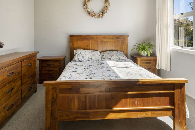 6 Laura Lane Brightwater_14